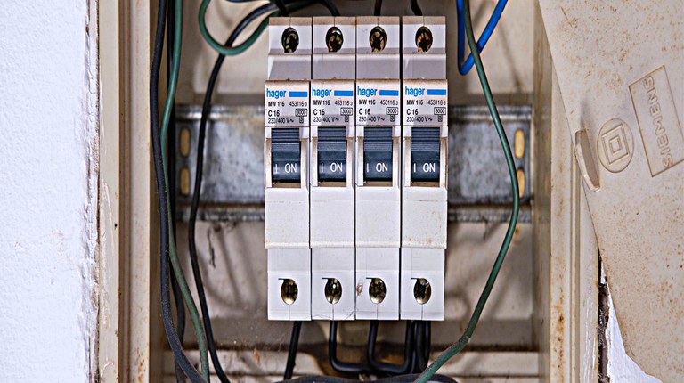 What To Do If Your Circuit Breaker Keeps Tripping?