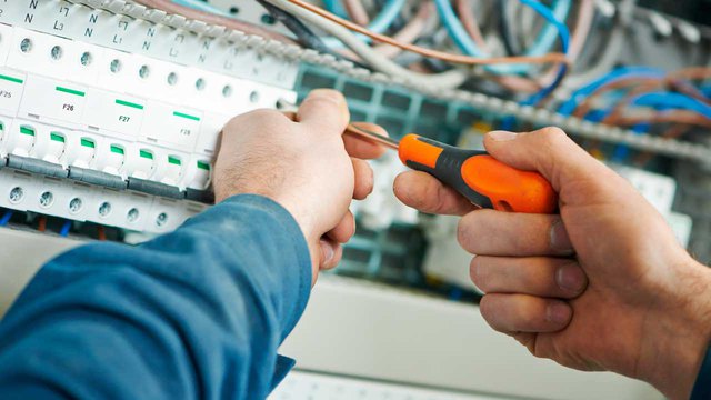 Hire electrician contractors who are certified for different kinds of jobs